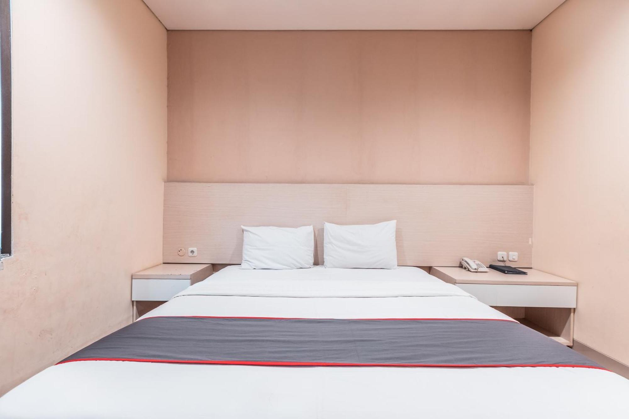 Collection O Hotel Igloo Bekasi Extérieur photo
